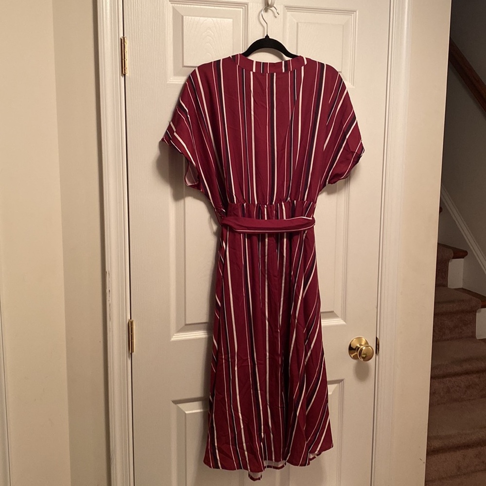 Brand New BloomChic Burgundy/Black/White Dress…size 12 - Picture 2 of 5